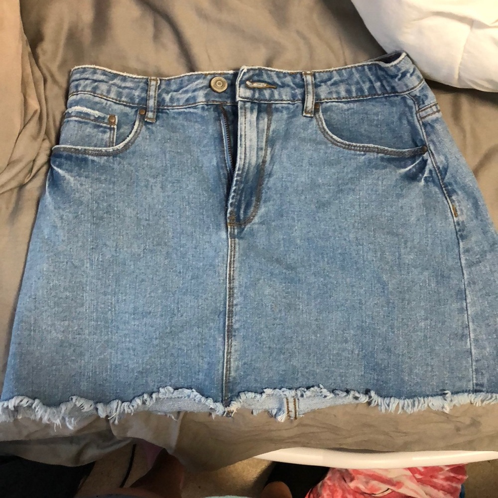 Light wash denim skirt